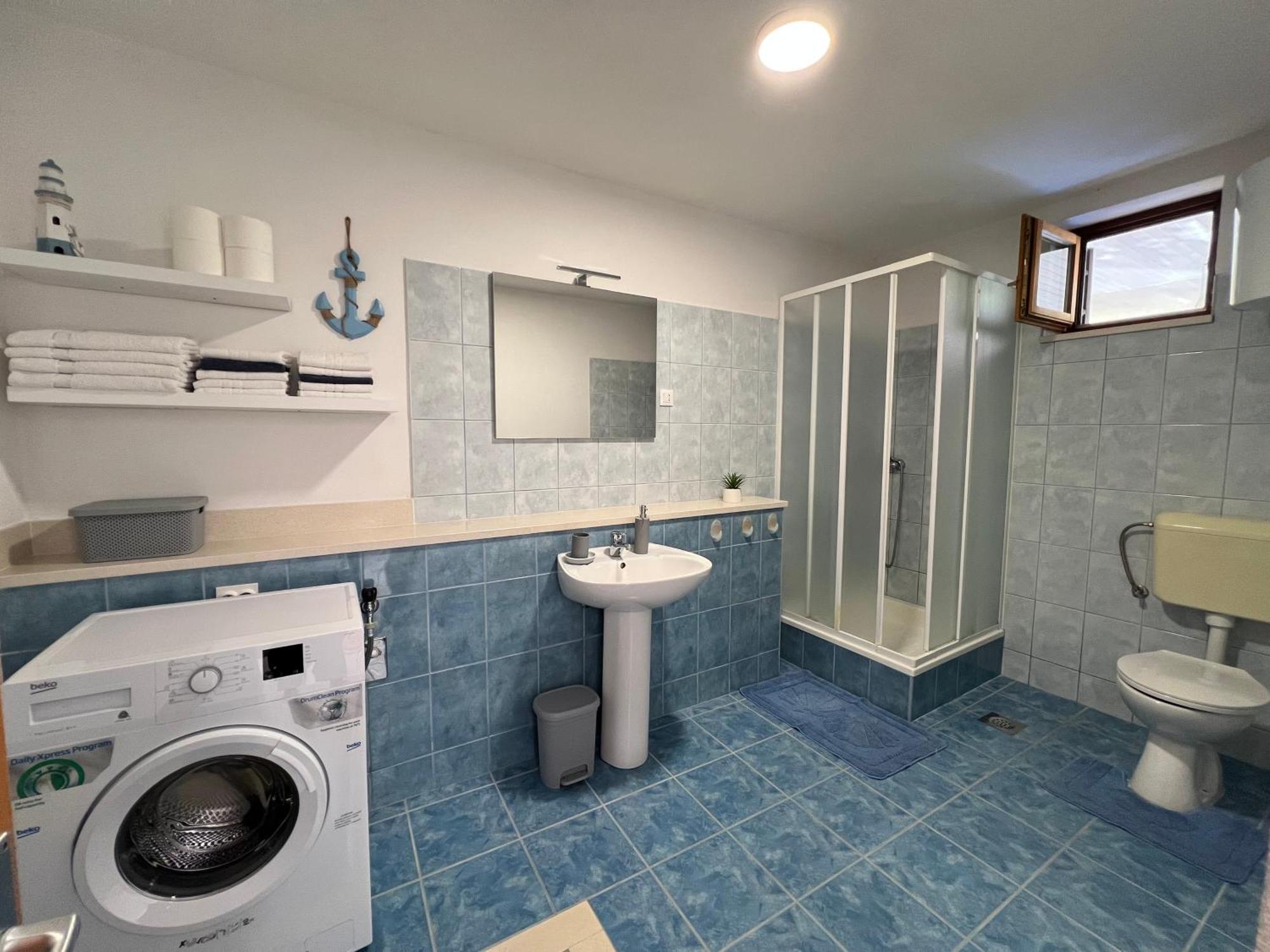 Apartment Viola Supetar Extérieur photo